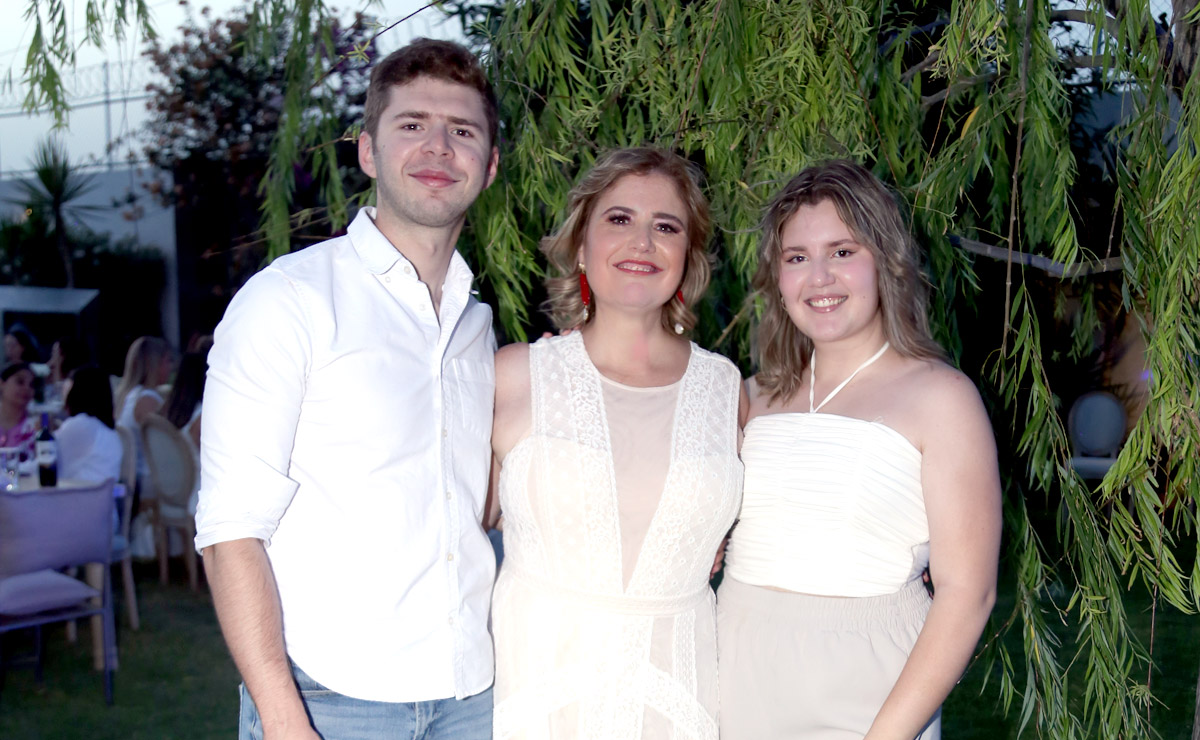 Roberto, Cristy y Ana Cristy