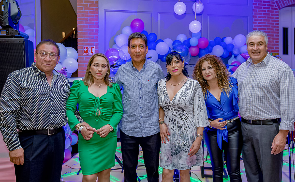 Paco Ávila, Soni Landero, Tony González,  Luz Robles, Susi Alvares y Aurelio Tamez
