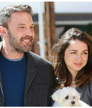 Ana de Armas revela cómo superó su ruptura con Ben Affleck. (Foto: Twitter).