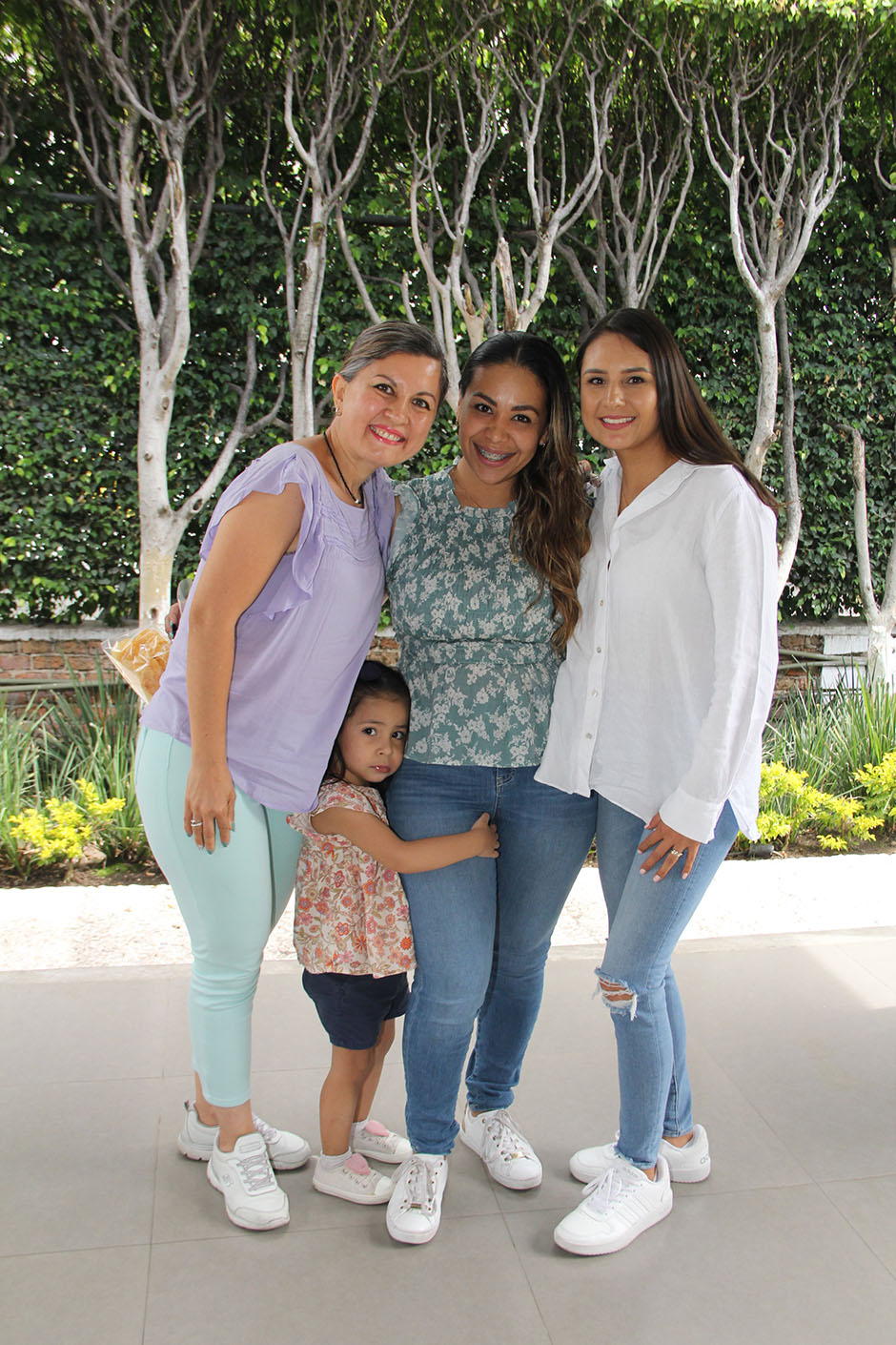 Aurora Padilla, Andrea Ferreira, Paola Rosales y Ana Rosa Cardoza.