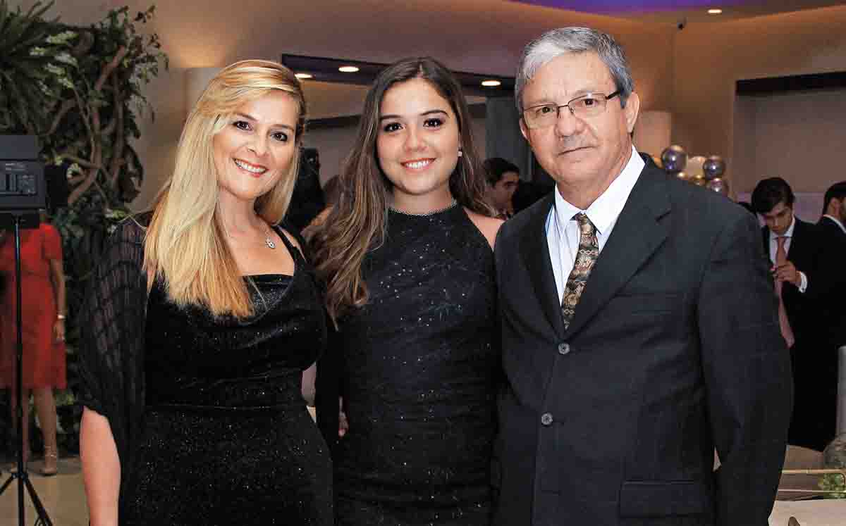 Rosa Manzur, María Paula Sosa y Enrique Sosa / Fotos: José Chang