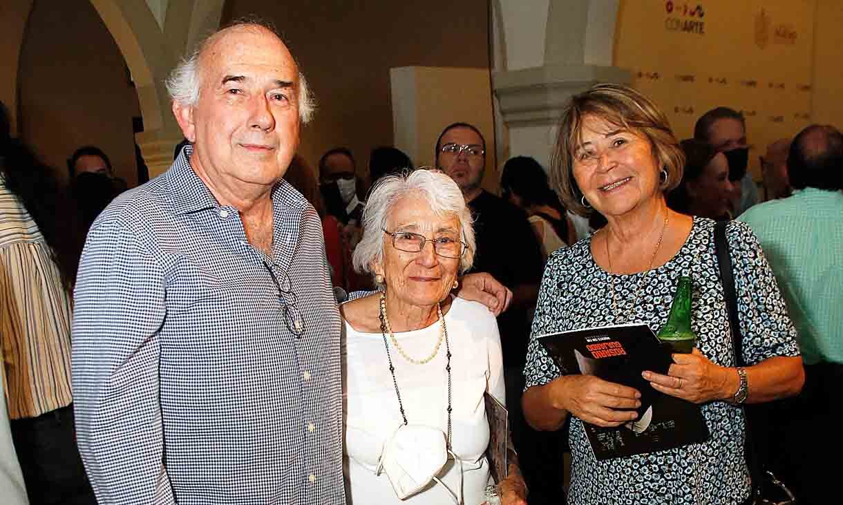 Camilo Garza, Rosa María P'oo y Patricia Correa
