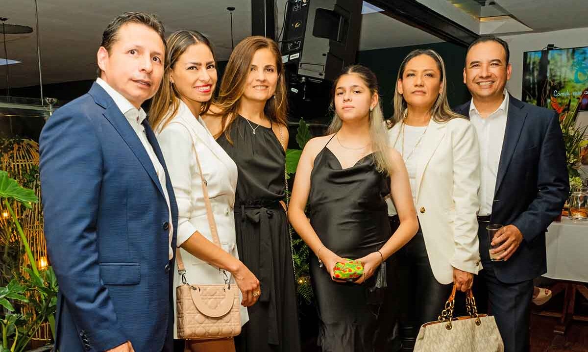 Gary Romero, Katy Sánchez, Leidi García, Regina Romero, Patricia Téllez y Alfredo Garcia. (Fotos: Manuel Salgado)