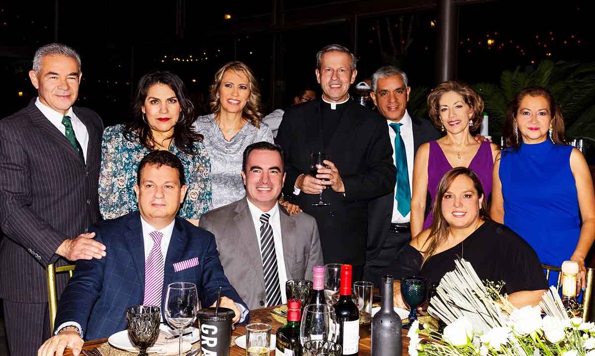 Padres y maestros expresaron orgullo hacia los egresados