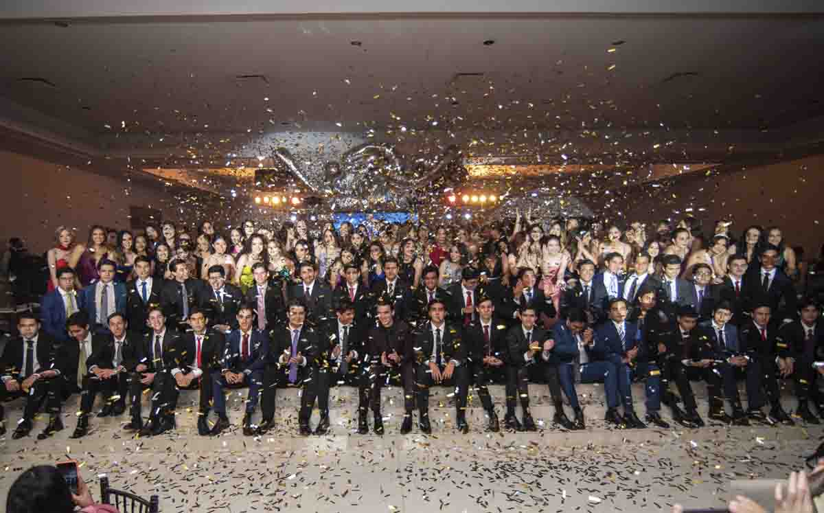 Alumnos graduados / Fotos: Germán Safa y Edgar Cárdenas