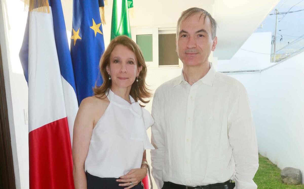 Geraldina Villarreal de Saltón y Mark Saltón
