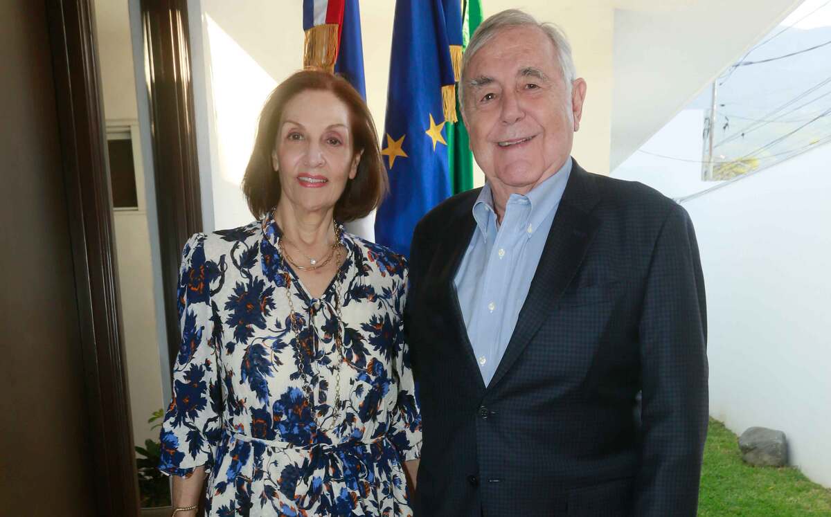 Graciela Ponce y Eugenio Clariond. Fotos: Omar Valdez