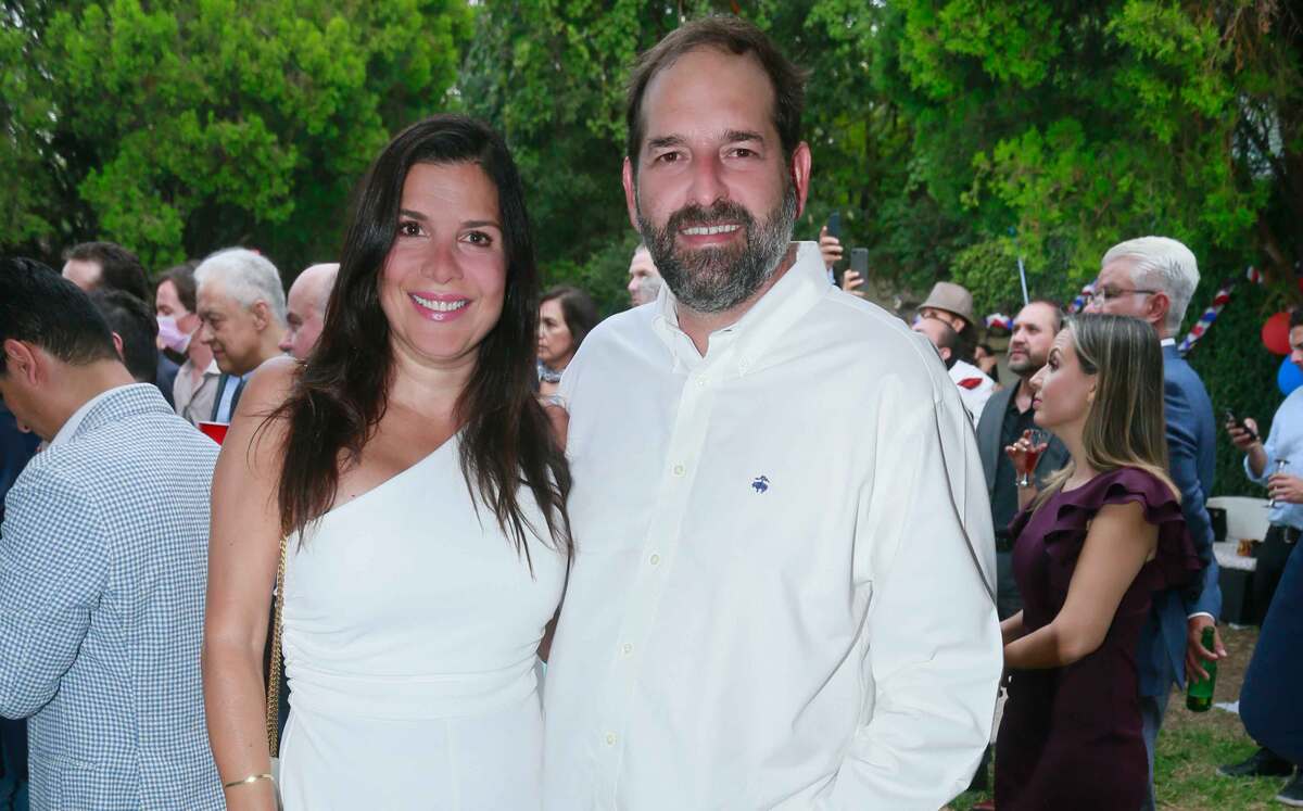 Lorenia Canavati y Memo de Hoyos