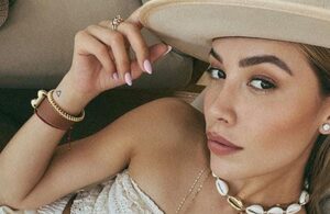 Michelle Salas presume el micro top favorito del verano. (Foto: Instagram).