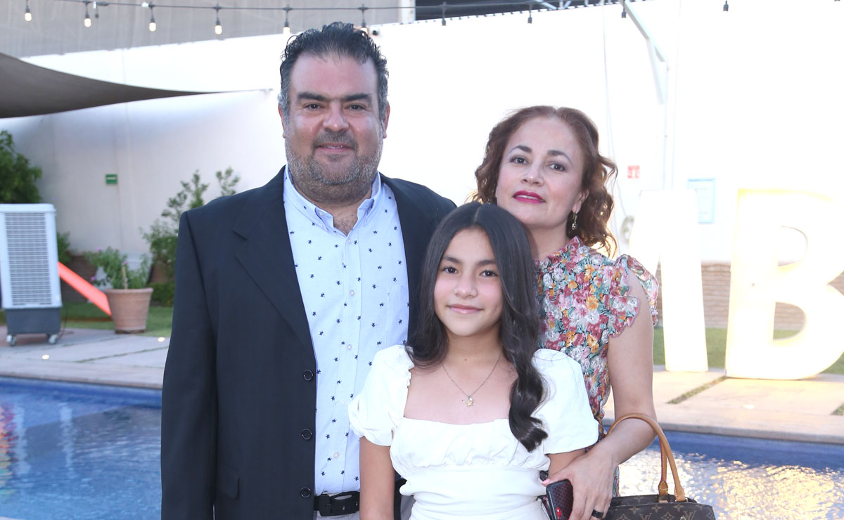 Eduardo, Lety y Mónica