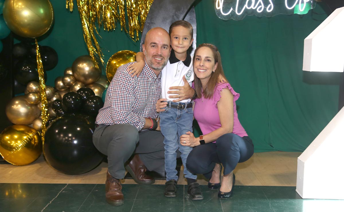 José Antonio, Marcelo y Paulina