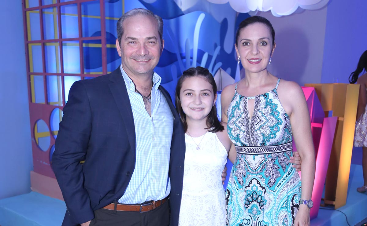 José Antonio, Natalia y Georgina