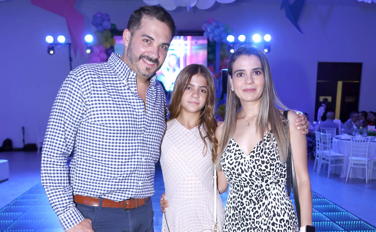 Juan Carlos, Renata y Margarita