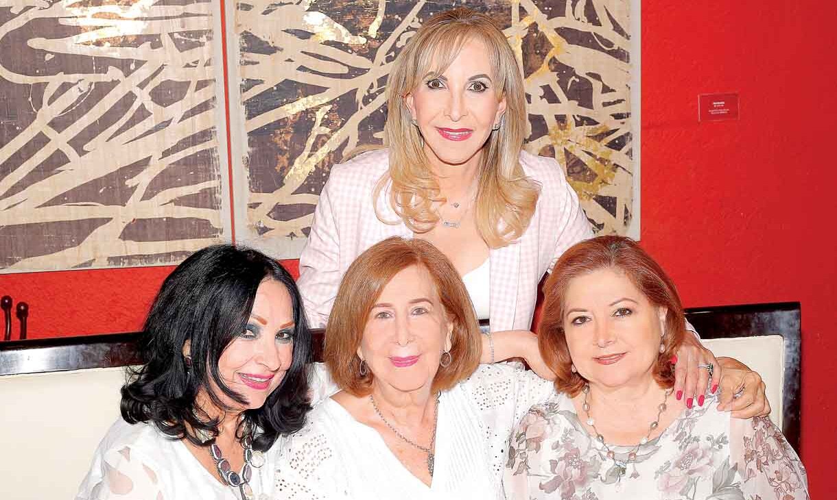Tere González de Robles, Rosy Adell, Flora de Castillón y Lourdes González