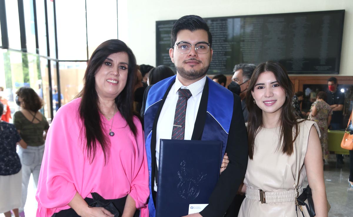 Laura, Rodolfo y Carolina