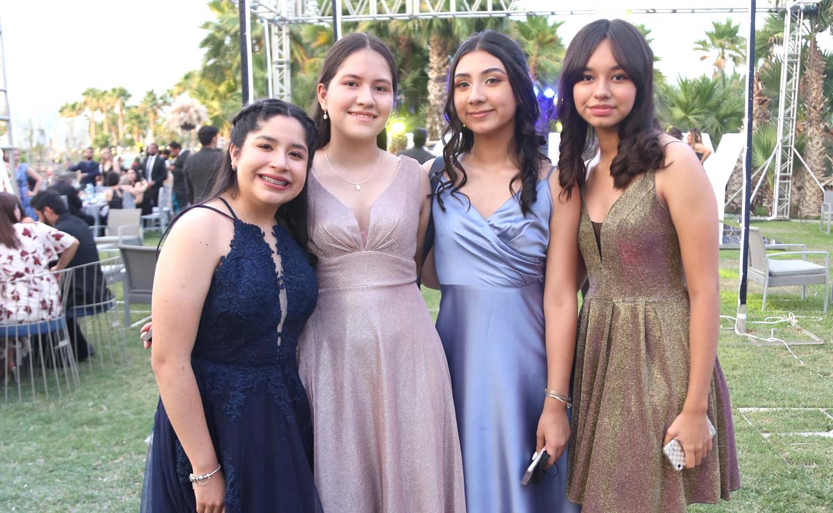 Majo, Claudia, Denisse y Fernanda