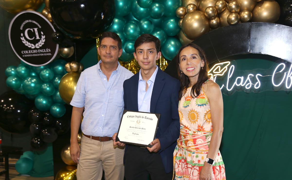 Ricardo, Ricardo y Liliana