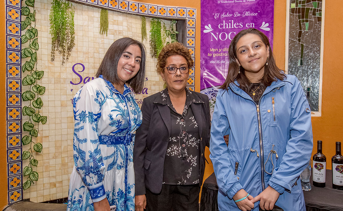 Invitados especiales asistieron a Restaurante Santa Mónica