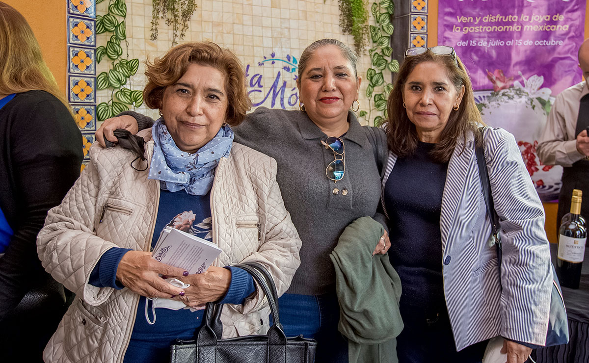 Invitados especiales asistieron a Restaurante Santa Mónica
