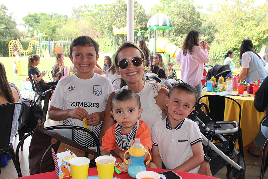 Anette Meyer, André Rizzo. Bruno Rizzo e Iker Rizzo