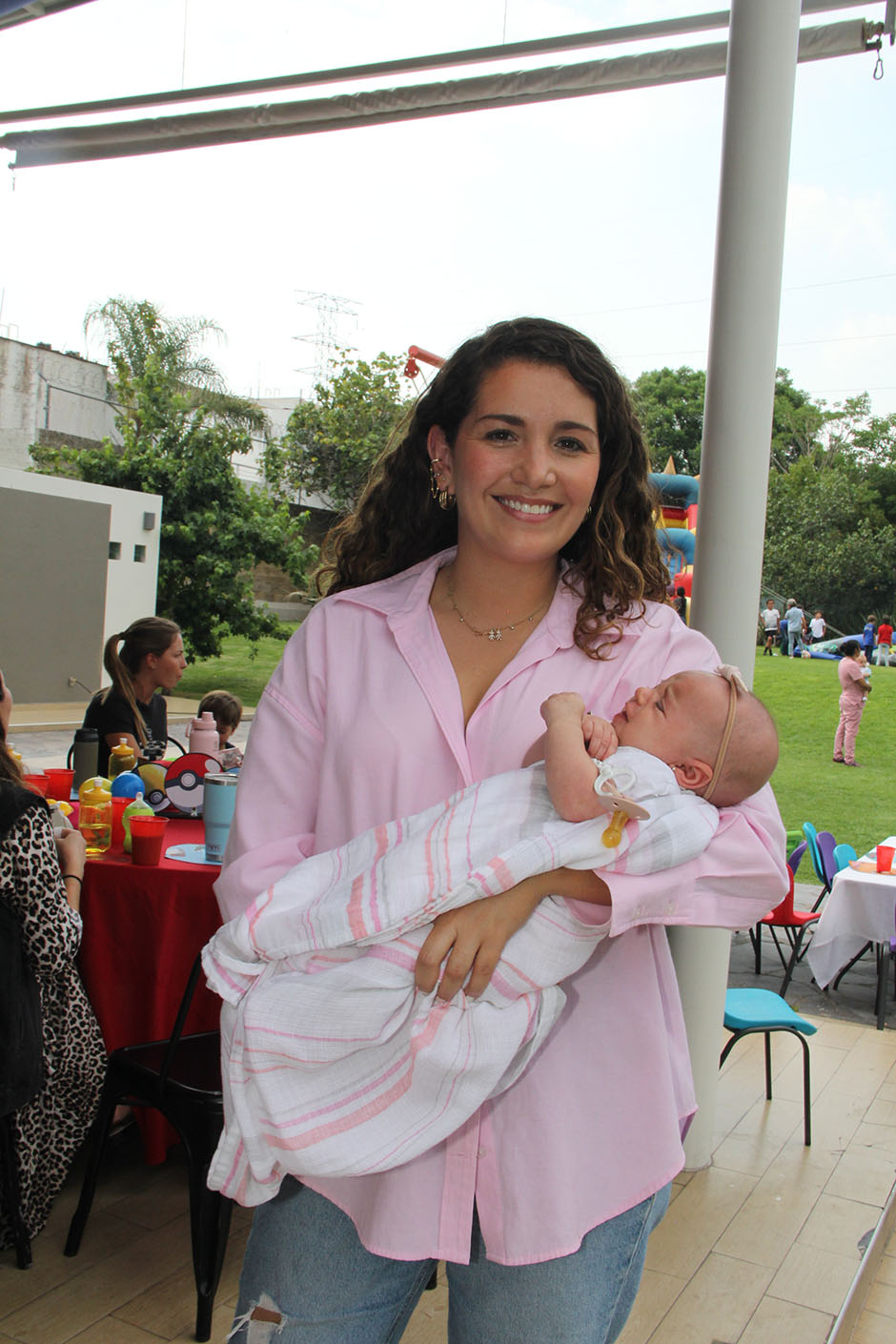 Florencia Richaud y Mariana Martín del Campo.