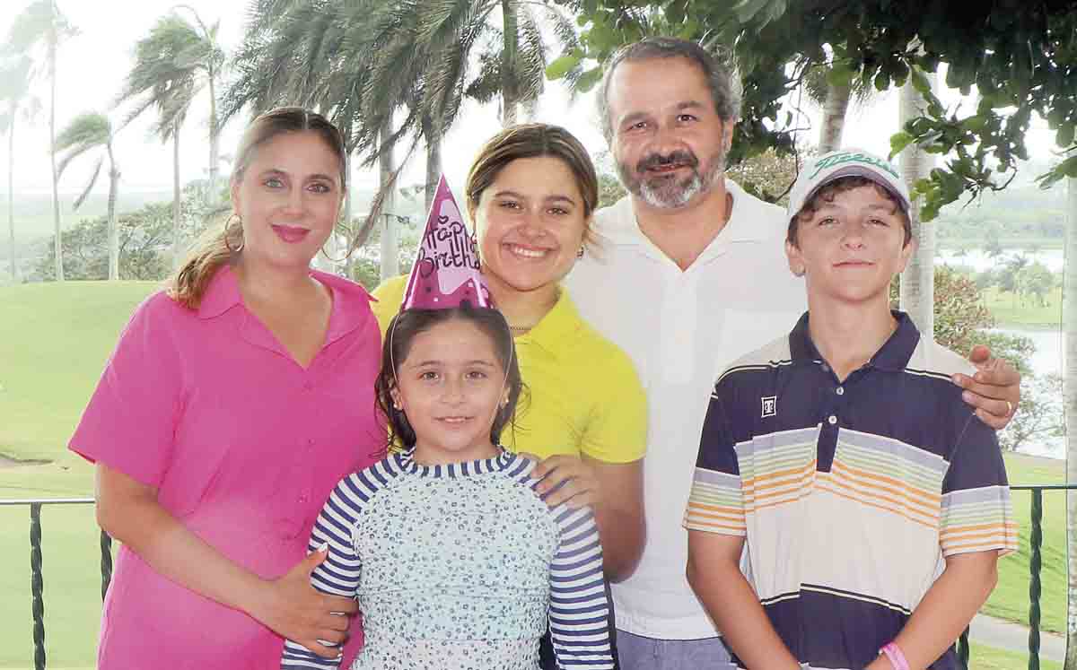 Andrea Leal, Cármen Elizondo, Andrea Elizondo, Leandro Elizondo y Leandro Elizondo / Fotos: Dennis Hernández