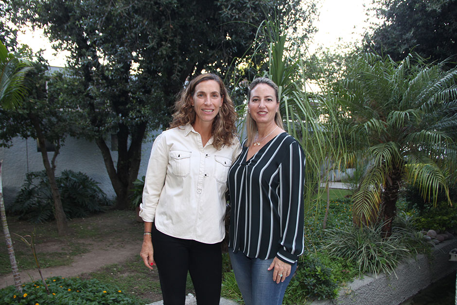 Mónica González y Diana Carrandi