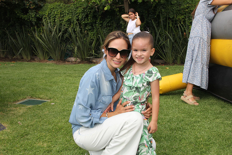 Rebeca Sifuentes y Romina de la Garza