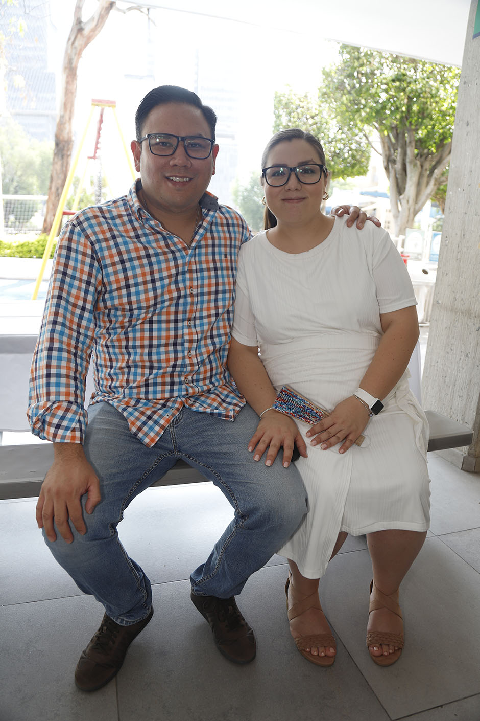 Roberto Qui Ley y Paola Rubio