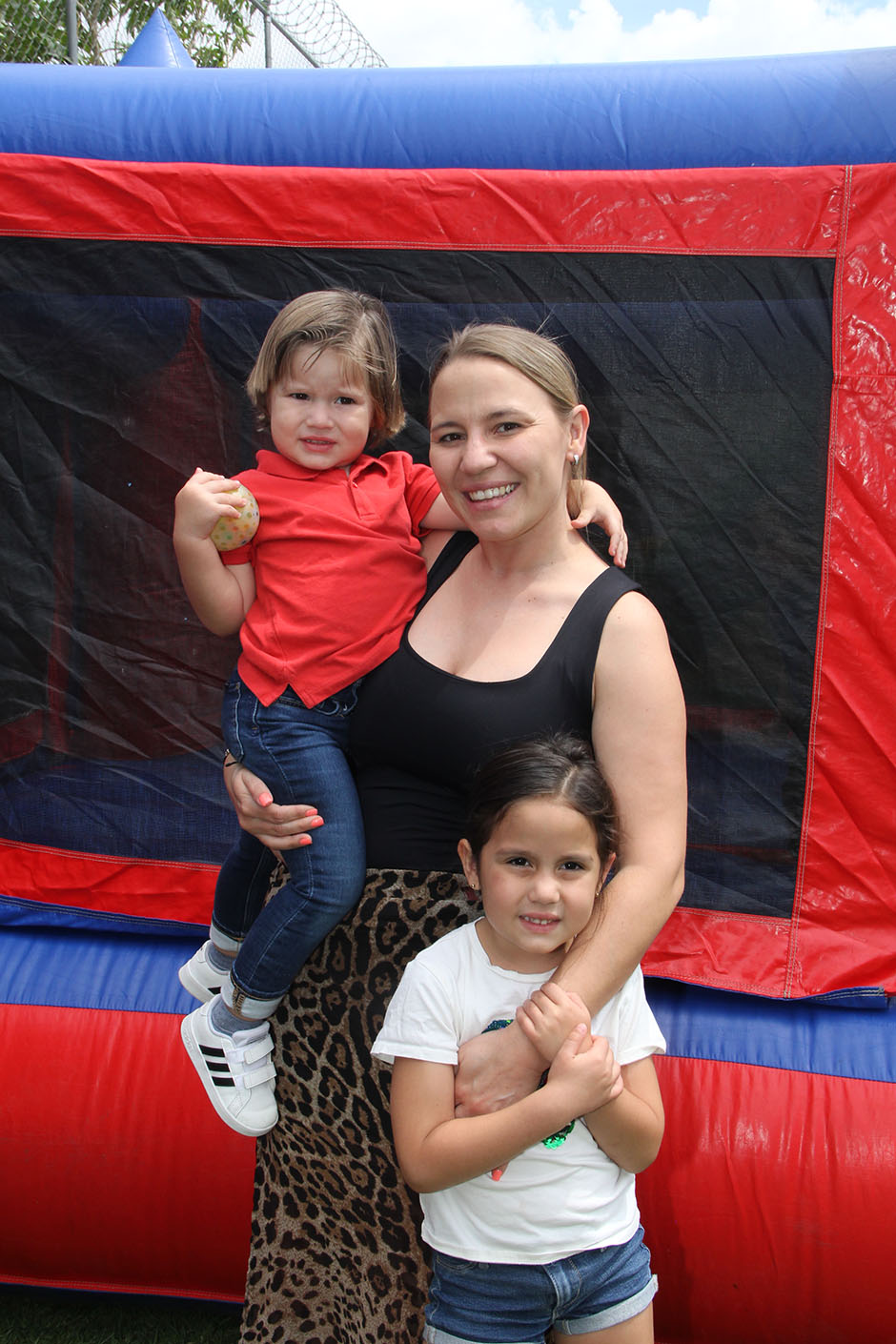 Stefanie Kreie, Silvana de la Peaña y Roberto de la Peña
