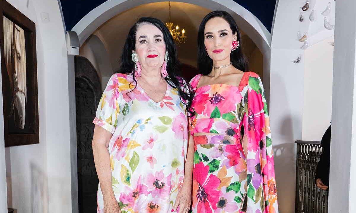 Paulina Loya y Angelina de Loya