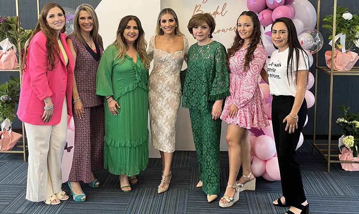 Angie Contreras, Leni Rodríguez, Nora Luna, Norelly González, Rosalba Salas, Greta Retif y Celen Cobos