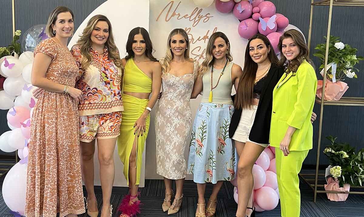 Paola Sierra, Ana Paula Cánovas, Sofía González, Norelly González, Marisa Mena, Andrea Golzarri y Marichu Arce