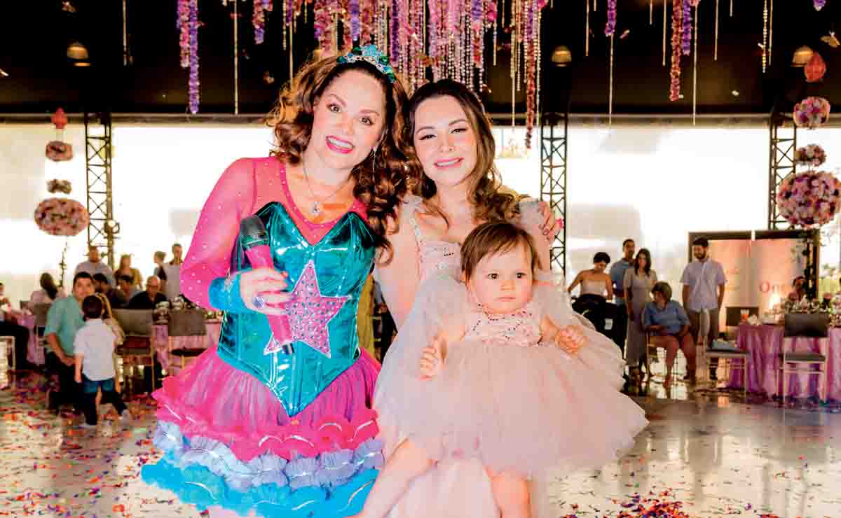 Ada Rodríguez, la festejada y Tatiana / Fotos: Cristina Quintanar