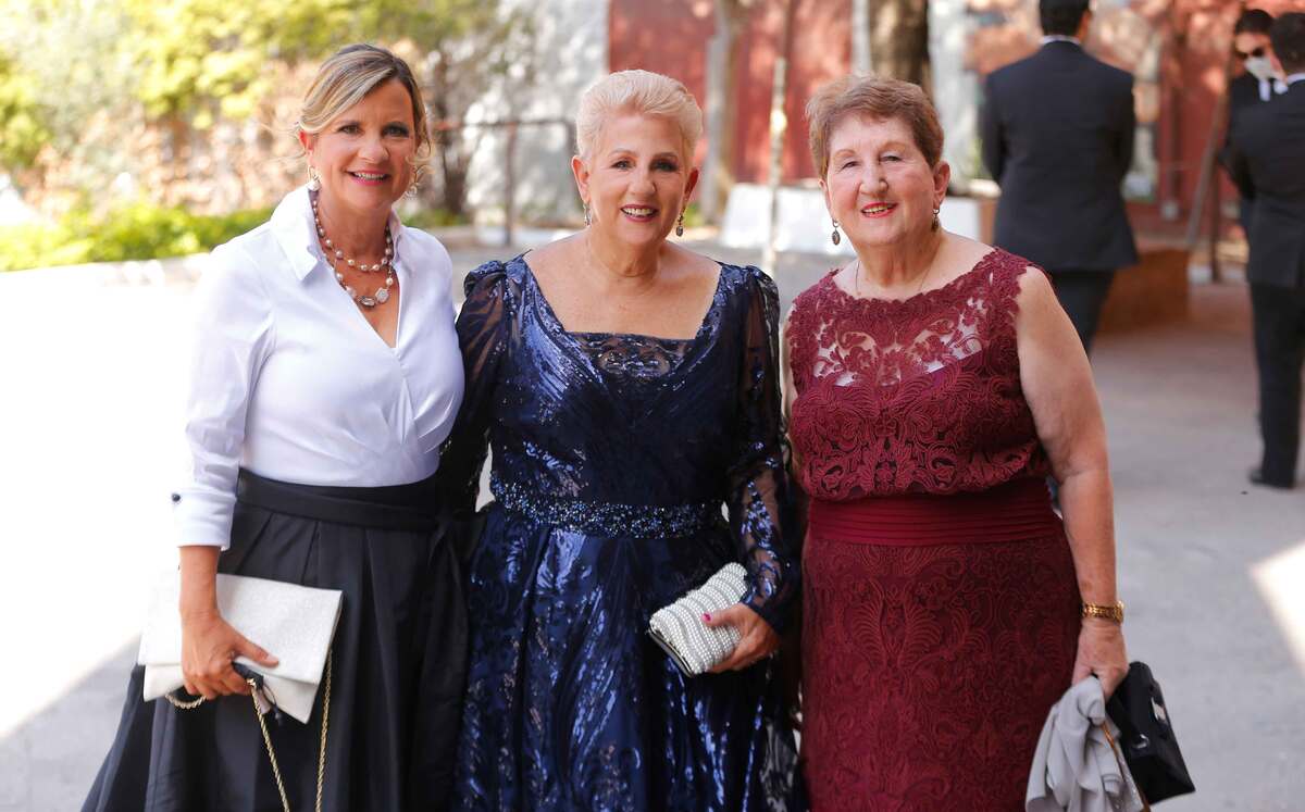 Esthela Villarreal Junco, Esthela Junco y Alicia Junco