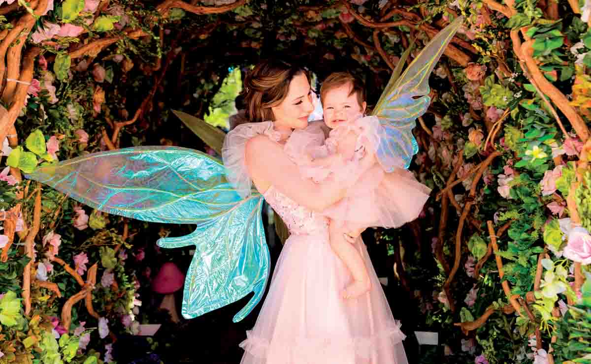 La festejada con su mamá / Fotos: Cristina Quintanar