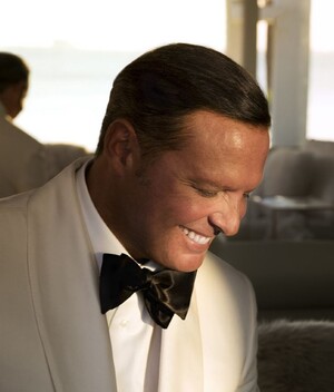 Luis Miguel comparte nueva foto y surgen rumores de regreso a la música. (Foto: Instagram).