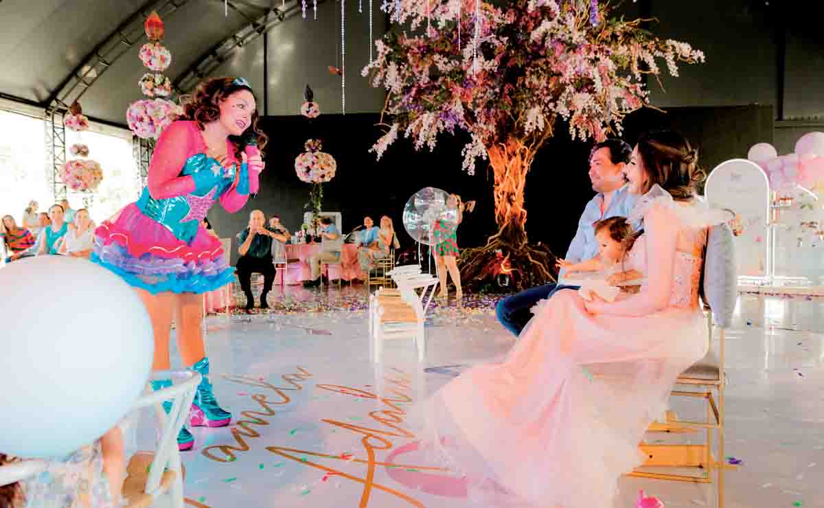 Pamela Adalia Salinas junto a sus papás / Fotos: Cristina Quintanar