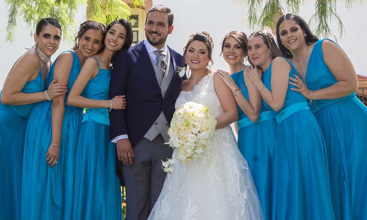 Milagros Salomón, Valeria Vázquez, Dulce Plasencia, Víctor Fernel, Aracely Baca, Martha Núñez, Elisa Montoya y Fernanda Salomón
