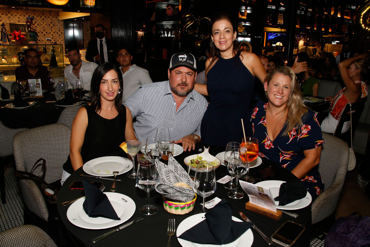 Geraldina Treviño, Rafael Villarreal, Claudias Mendoza Cecy González