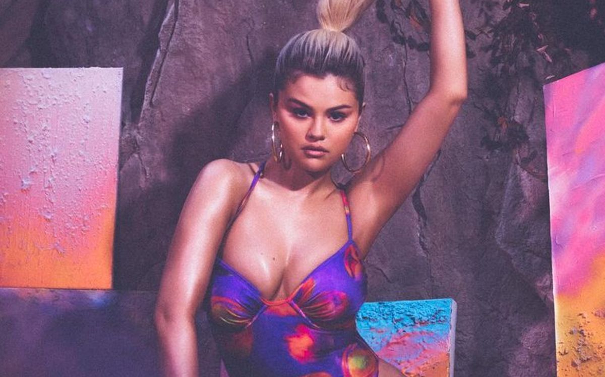 Selena Gomez reafirma la tendencia de trajes de baño completos (Foto. Instagram)
