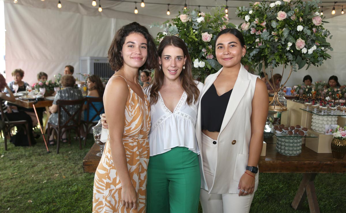 Cecilia, Andrea y Carolina