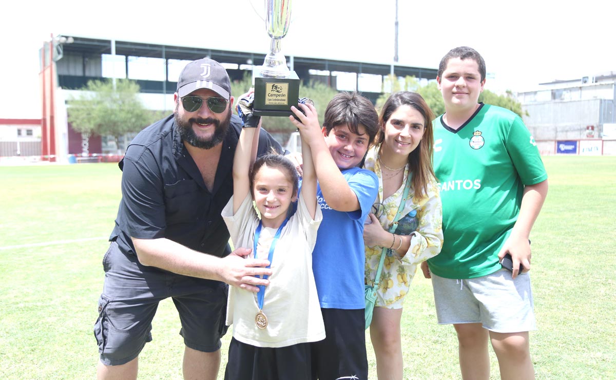 Daniel, Rafael, Isidro, Teresa y Gabriel