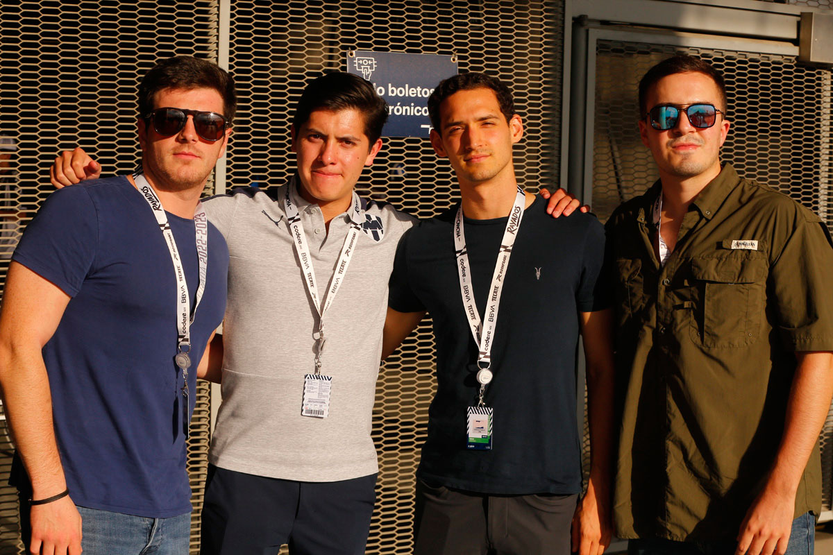 Fausto Félix, Patricio Rodríguez, Gabriel Galindo y Pierre Fossecave