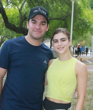 Armando Guerra y Nayeli Colyer