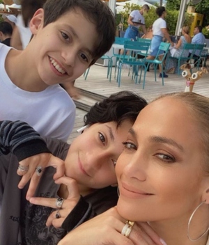 Conoce a Max, el menos conocido hijo de Jennifer Lopez