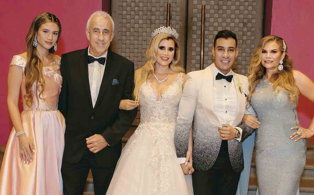 Astrid Rodríguez, Rafael Rodríguez, Luz Mary Rodríguez, Max Segura y Mariela de Rodríguez / Fotos: Tatiana Capacha