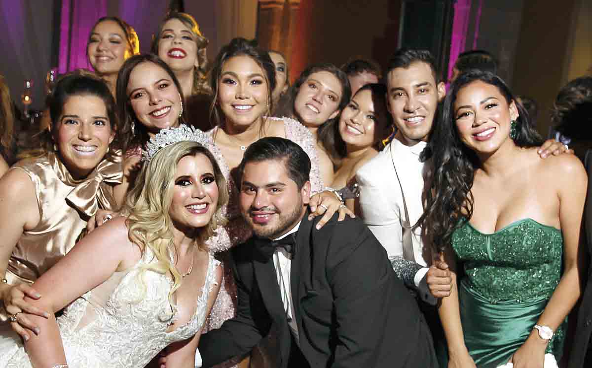 Astrid Cab, Mónica Herrera, Karla Estrada, Stephie Rojano, Luz Mary Rodríguez, César Tijerina, Max Segura, Bere Rosas , Viviana Cab, Lucero Segura, Ca