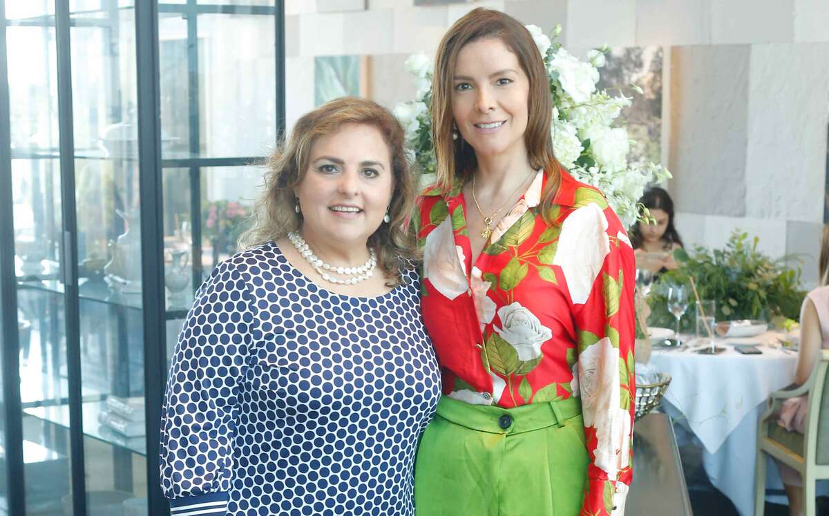 Claudia González y Mónica Martínez