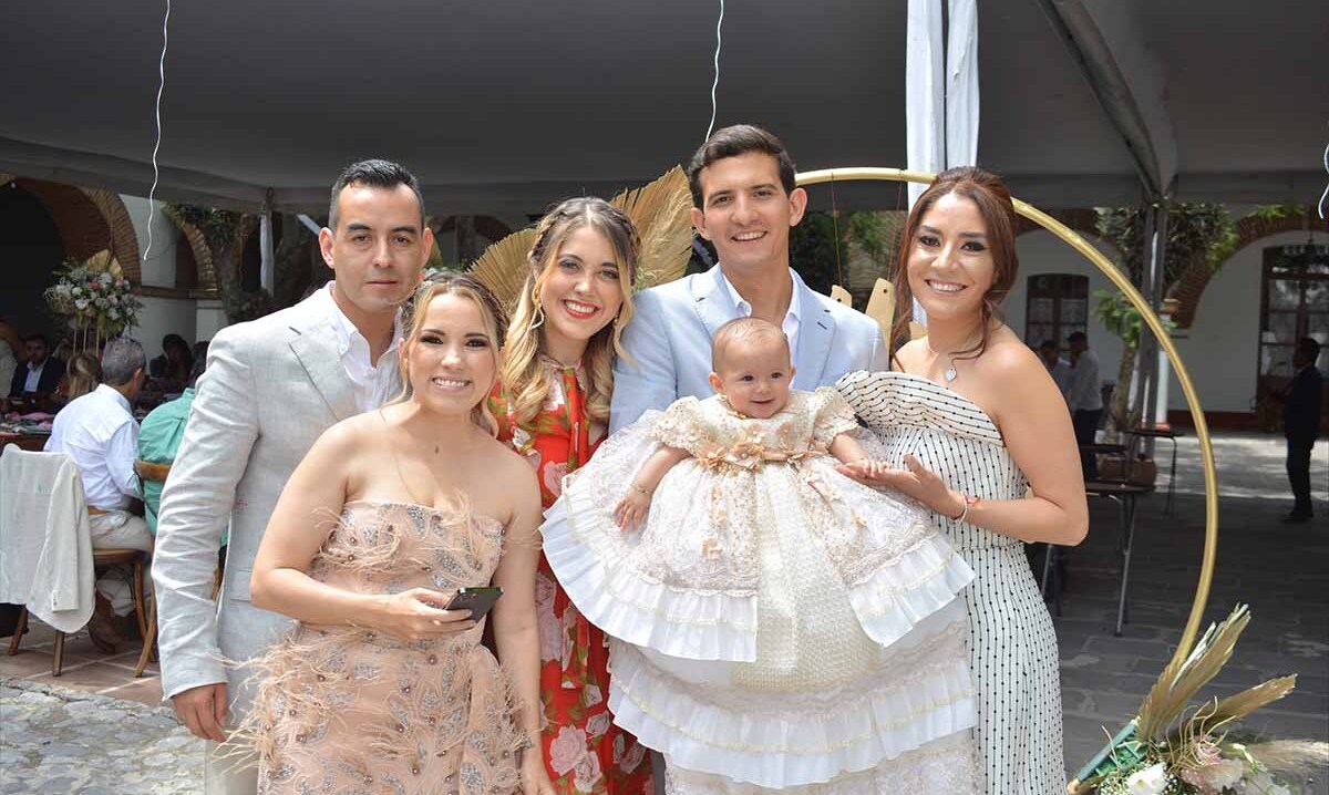 Jorge Mora, María Andrea Díaz, Ana Elisa Lim, Nacif Carmona, Carlota Mora y Daniela Velázquez